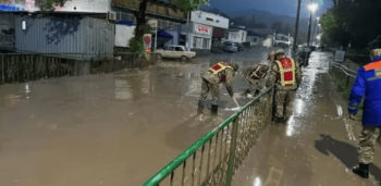 ГКНБ: Задержанные экс-чиновники виновны в наводнении в Оше