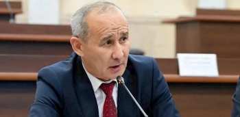 Министр Машиев назвал главные причины смога в Бишкеке: 70% загрязнения дают частные дома и авто