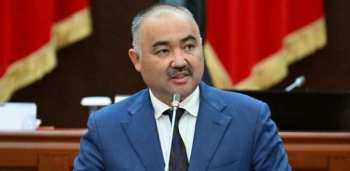Спикер парламента КР сложил с себя полномочия