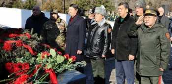 В парке Ата-Тюрка прошел митинг-реквием посвященный 37-й годовщине вывода советских войск из Афганистана.