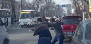 Драки на дороге под запретом: штраф и лишение прав для водителей