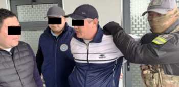 Задержаны начальник отдела и оперативный сотрудник СБНОН МВД Кыргызстана