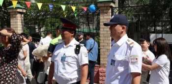 Выпускникам школ запретили встречать рассвет и устраивать массовые гулянья