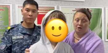 В Чолпон-Ате милиционер спас подростка, которого унесло волной