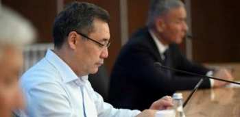 Жапаров призвал мигрантов возвращаться на родину